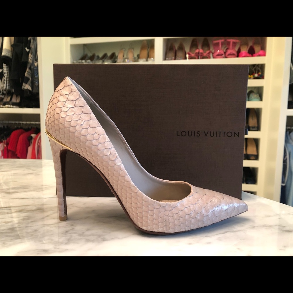 New w/Box Louis Vuitton Exotic Snakeskin Heels